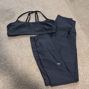 ALO Yoga Grey Sports Bra and Leggings Set